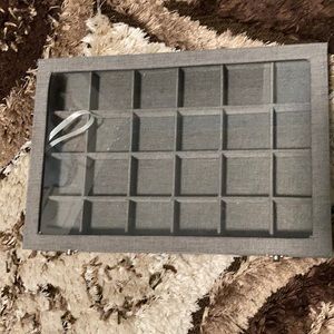 Jewelery storage with 24 compartments